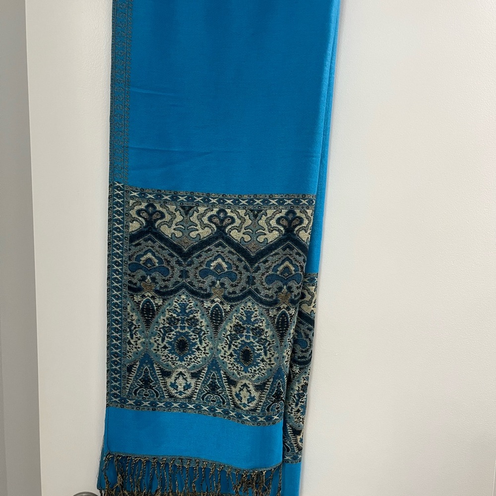 Pashmina Teal and Gold Patterned Scarf